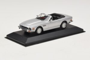 Aston Martin V8 Volante Srebrn Minichamps 1:43 400137601 Kovina – slika 2 od 4