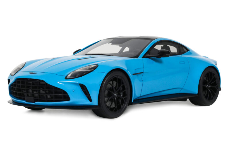 Aston Martin Vantage Elwood Blue GT Spirit 1:18 Aston Martin Vantage Elwood Blue GT Spirit 1:18 GT1008 Smola