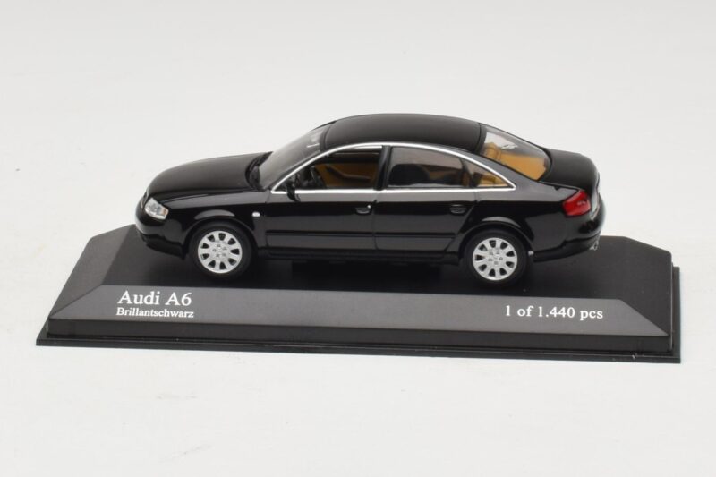 Audi A6 C5 Črn Minichamps 1:43 430010200 Kovina
