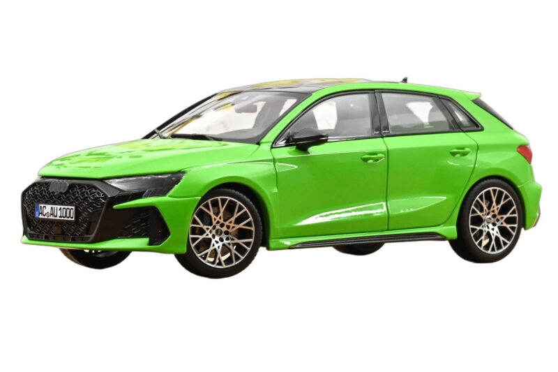 Audi RS3 8Y Sportback Kyalami Green Norev 1:18 Audi RS3 8Y Sportback Kyalami Green Norev 1:18 188390 Kovina