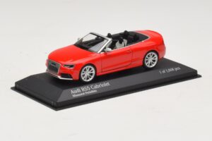 Audi RS5 B8 Kabriolet Rdeč Minichamps 1:43 410011230 Kovina – slika 2 od 4