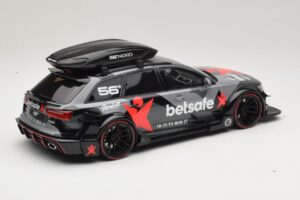 Audi RS6 C7 Avant DTM S Strešnim Kovčkom GT Spirit 1:18 GT321 Smola – slika 2 od 6