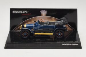 Audi Typ A Phaeton Moder Minichamps 1:43 437019031 Kovina