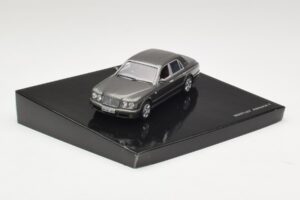 Bentley Arnage T Cypress Grey Minichamps 1:43 BL386 Kovina – slika 2 od 4