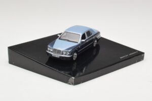 Bentley Arnage R Fountain Meteor Minichamps 1:43 BL385 Kovina – slika 2 od 4