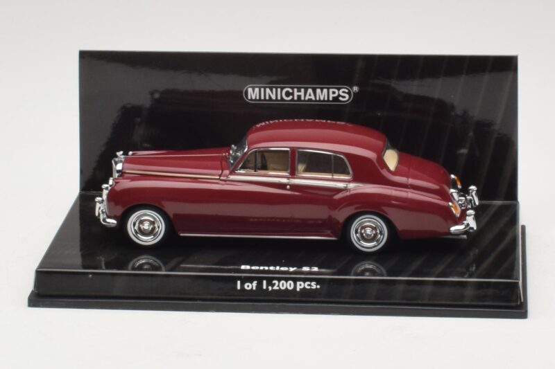 Bentley S2 Standard Saloon Rdeč Minichamps 1:43 436139951-O1 Kovina