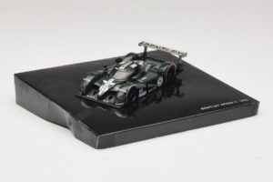 Bentley Speed 8 LMP900 #8 J. Herbert / D. Brabham / M. Blundell 24 Hours of Le Mans 2003 Minichamps 1:43 BL364 Kovina – slika 2 od 4