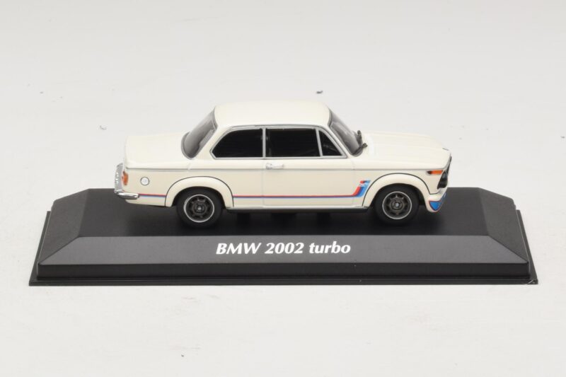 BMW 2002 Turbo Bel Maxichamps 1:43 BMW 2002 Turbo Bel Maxichamps 1:43 940022201 Kovina