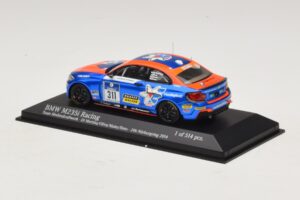 BMW M235i Team Medienkraftwerk #311 Di Martino / Olivo 24 Hours of Nurburgring 2014 Minichamps 1:43 437142411 Kovina – slika 3 od 4