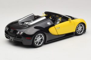 Bugatti Veyron Grand Sport Black Lemon Minichamps 1:18 100110831 Kovina – slika 3 od 8