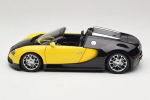 Bugatti Veyron Grand Sport Black Lemon Minichamps 1:18 100110831 Kovina – slika 4 od 8