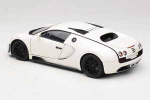 Bugatti Veyron Super Sport Bel Minichamps 1:18 100110844 Kovina – slika 7 od 8