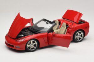 Chevrolet Corvette C6 Kabriolet Rdeč AUTOart 1:18 71221 Kovina – slika 2 od 8