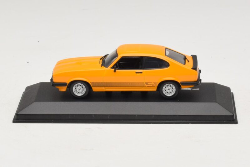 Ford Capri II Signal Orange Minichamps 1:43 Ford Capri II Signal Orange Minichamps 1:43 400081201 Kovina