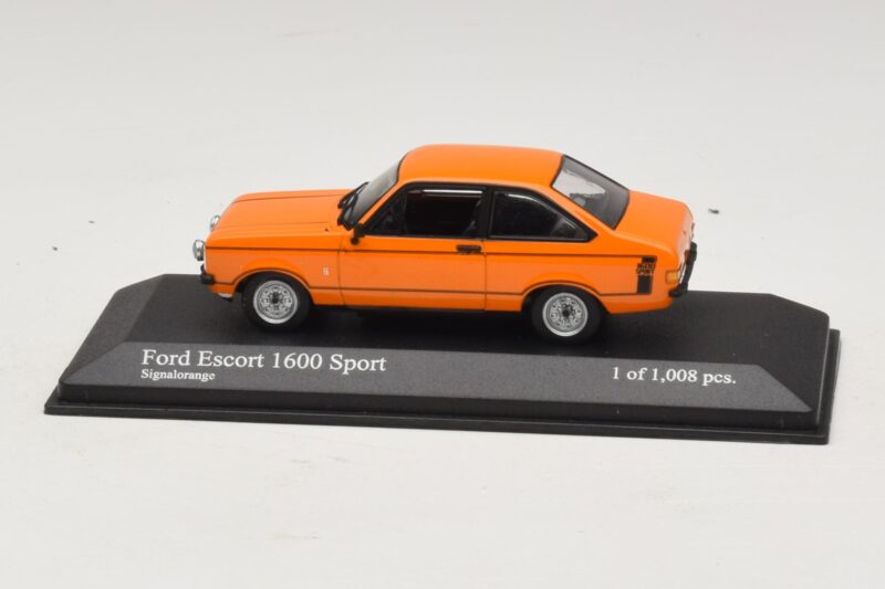Ford Escort 1600 Sport Mk2 Oranžna Minichamps 1:43 400084471 Kovina