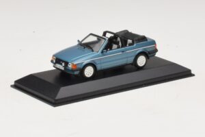 Ford Escort Mk3 Kabriolet Moder Metalik Minichamps 1:43 400085030 Kovina – slika 2 od 4