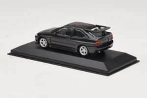 Ford Escort RS Cosworth Črna Metalik Minichamps 1:43 430082106 Kovina – slika 3 od 4