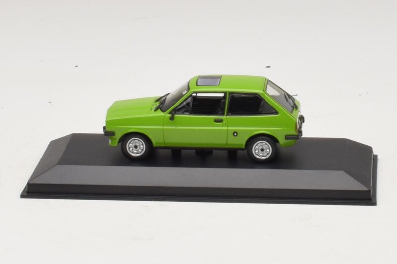 Ford Fiesta Mk1 Svetlo Zelena Maxichamps 1:43 940085100 Kovina