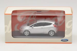 Ford Fiesta Mk7 Moondust Silver Metallic Minichamps 1:43 403088003 Kovina – slika 4 od 4