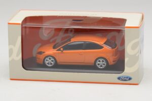 Ford Focus ST Mk2 Electric Orange Minichamps 1:43 400087302 Kovina – slika 4 od 4