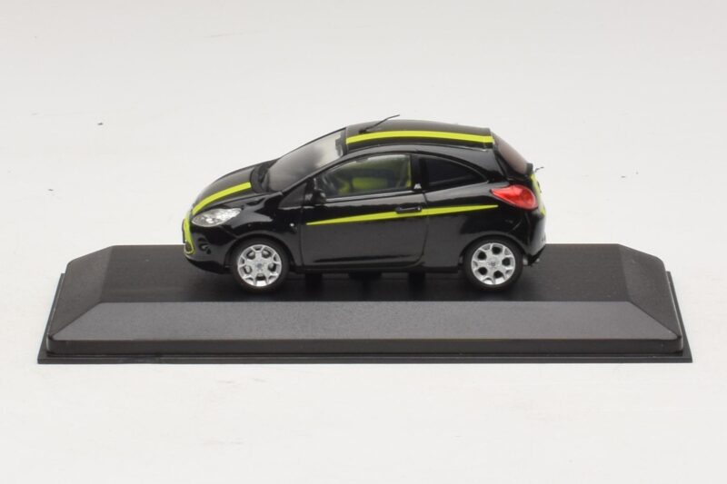 Ford Ka Mk2 Črn Rumen Minichamps 1:43 Ford Ka Mk2 Črn Rumen Minichamps 1:43 400088200 Kovina