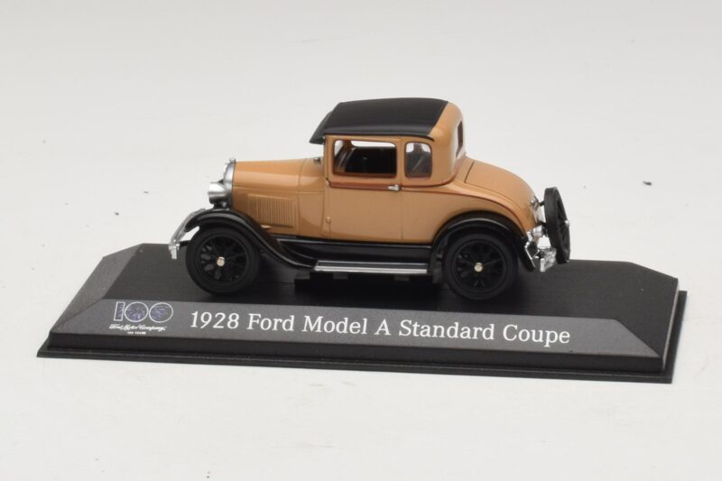 Ford Model A Standard Kupe Bronasta Minichamps 1:43 Ford Model A Standard Kupe Bronasta Minichamps 1:43 403082103 Kovina