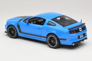Ford Mustang Boss 302 S197 Modra Shelby Collectibles 1:18 25414S Kovina – slika 7 od 8