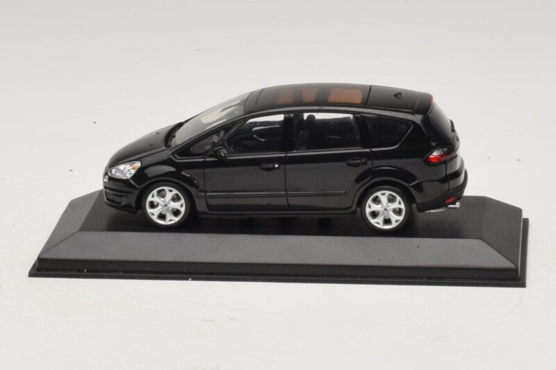 Ford S-Max Črn Metalik Minichamps 1:43 400085400 Kovina