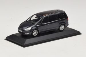 Ford S-Max Dark Grey Metallic Minichamps 1:43 400085400-P1 Kovina – slika 2 od 4