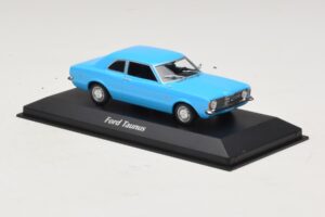 Ford Taunus TC Kupe Svetlo Modra Maxichamps 1:43 940081301 Kovina – slika 3 od 4