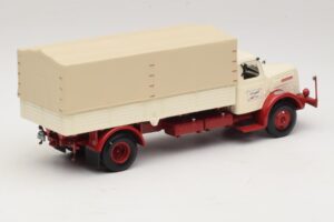 Henschel HS 140 Tovornjak s Ploščadjo Bela Rdeča Minichamps 1:43 439171020 Kovina – slika 2 od 6