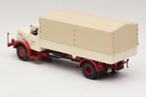 Henschel HS 140 Tovornjak s Ploščadjo Bela Rdeča Minichamps 1:43 439171020 Kovina – slika 5 od 6