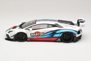 Lamborghini Aventador LB Works Martini Livery AUTOart 1:18 79185 Kompozit – slika 4 od 8