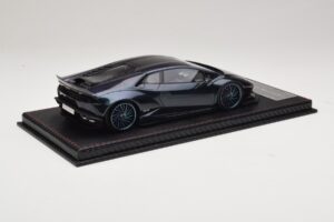 Lamborghini Huracan Liberty Walk Chameleon Blue GS Model 1:18 REMC045 Smola – slika 2 od 7