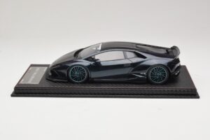 Lamborghini Huracan Liberty Walk Chameleon Blue GS Model 1:18 REMC045 Smola – slika 3 od 7