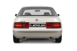 Lexus LS 400 XF10 Diamond White Pearl Otto 1:18 OT1277 Smola – slika 5 od 5