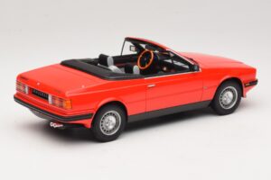 Maserati Biturbo Spyder Rdeč Minichamps 1:18 107123530 Smola – slika 2 od 6