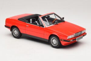 Maserati Biturbo Spyder Rdeč Minichamps 1:18 107123530 Smola – slika 4 od 6