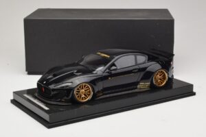 Maserati GranTurismo Liberty Walk Črn z Zlatimi Platišči AB Models 1:18 MAS-LB08-C Smola – slika 6 od 7