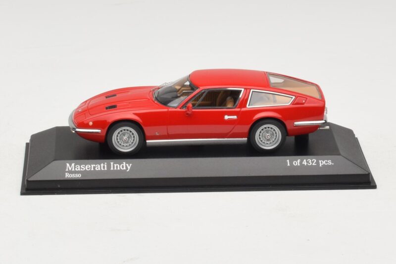 Maserati Indy Rdeč Minichamps 1:43 Maserati Indy Rdeč Minichamps 1:43 437123120 Kovina