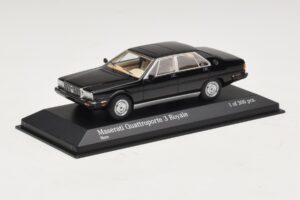 Maserati Quattroporte III Royale Črn Minichamps 1:43 437123501 Kovina – slika 2 od 4