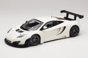 McLaren MP4-12C GT3 Bel 2013 Minichamps 1:18 151121394 Kovina