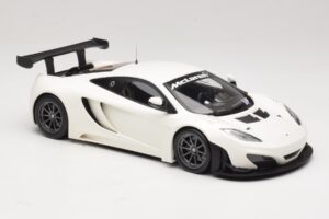 McLaren MP4-12C GT3 Bel 2013 Minichamps 1:18 151121394 Kovina – slika 4 od 6
