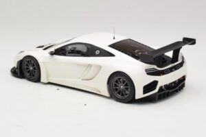 McLaren MP4-12C GT3 Bel 2013 Minichamps 1:18 151121394 Kovina – slika 5 od 6