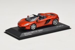 McLaren MP4-12C Spider Oranžna Metalik Minichamps 1:43 530133030 Kovina – slika 2 od 4