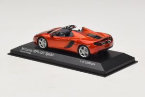 McLaren MP4-12C Spider Oranžna Metalik Minichamps 1:43 530133030 Kovina – slika 3 od 4