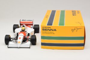 McLaren MP4/8 Ford #8 A. Senna Winner European GP 1993 Minichamps 1:18 540931818 Kovina – slika 3 od 7