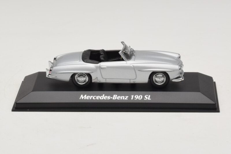 Mercedes 190 SL W121 Srebrn Maxichamps 1:43 940033130 Kovina