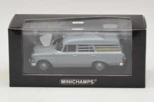 Mercedes 190 W110 Rešilni Avto DRK Minichamps 1:43 400037270 Kovina – slika 4 od 4
