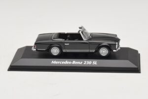 Mercedes 230 SL W113 Siv Maxichamps 1:43 94003231 Kovina